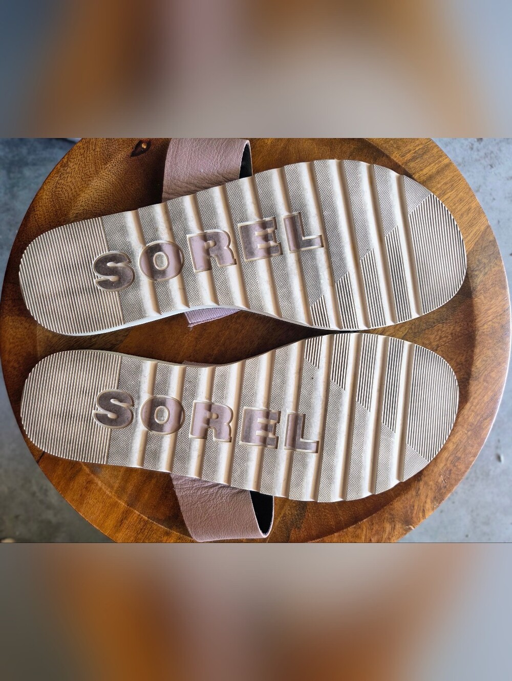 Sorel Women's Ella II Slide Sandals Size 9.5/10 - Picture 3 of 3